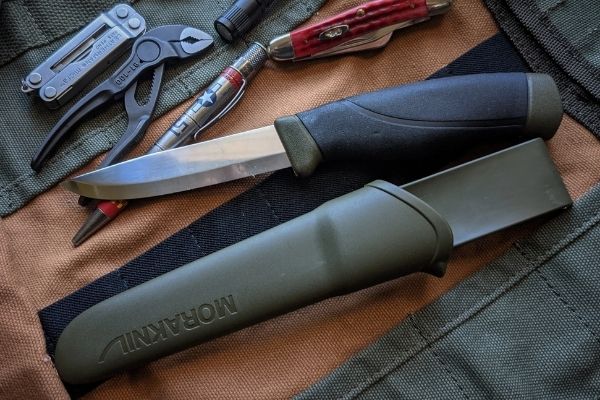Morakniv Companion S knife review: Swedish steel for a steal