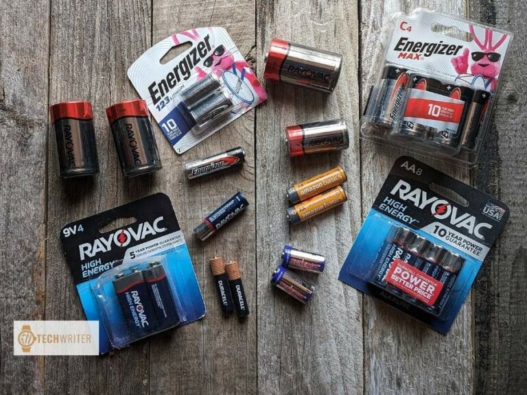 What Kind of Batteries Are Best for Flashlights?